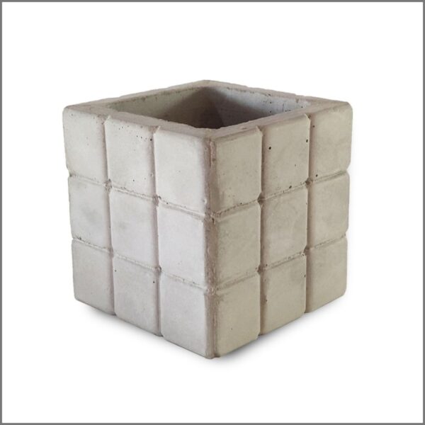 04-MC0 . Maceta Cubo RUBIK En Cemento Natural